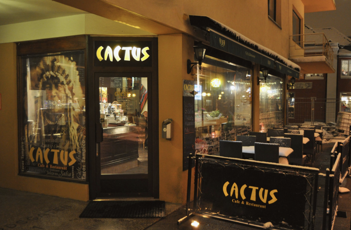 Cactus Cafe & Restaurant fasade